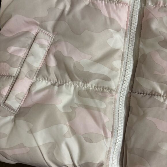 Girls Toddler Pink Camo Puffer Jacket 3T - Picture 3 of 9